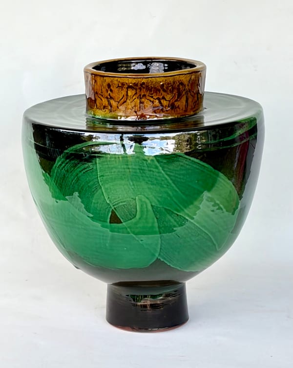 Venus vase 2 by Jane Annois